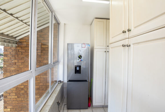 13 - 86_2e65c3321dbf46eb980ff03bb97b1052