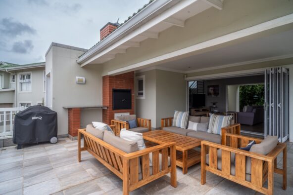 15 - 86_0025596e1d65437fac26c690da3d493c