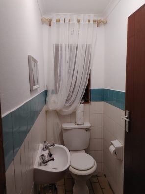 175074
