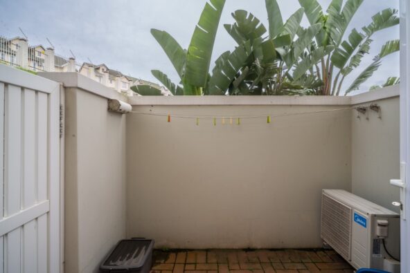 22 - 86_d5e964e036354e9484275b6cf806caa6