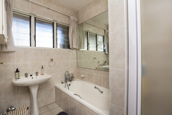 24 - 86_8bb37041e28943eab2c9b1870ad41f00