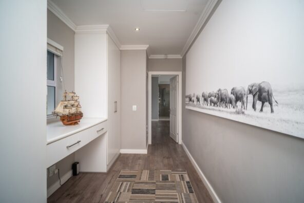 30 - 86_5153f5b90f924a5fb07ef53928faded4