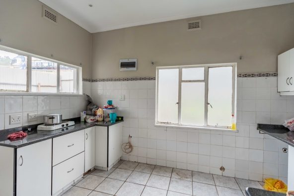 A7400042