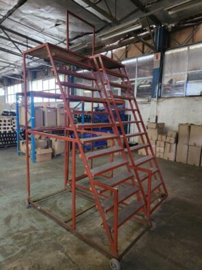 LOT 019
