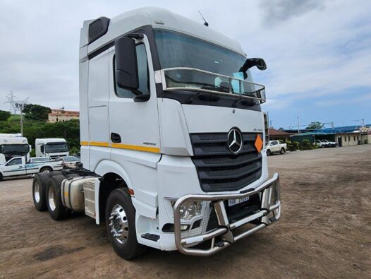 LOT 052