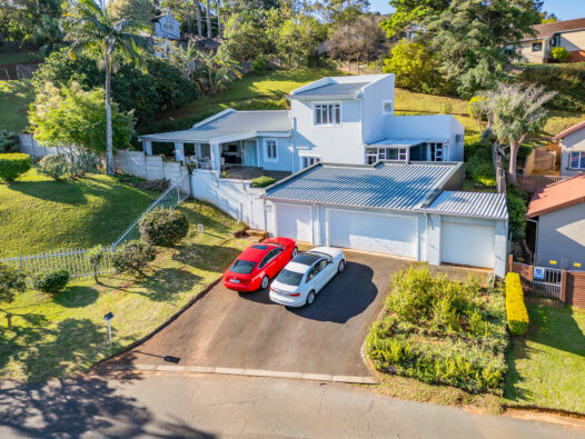 Main Image - 77 Tipuana Drive, Glen Anil, Durban