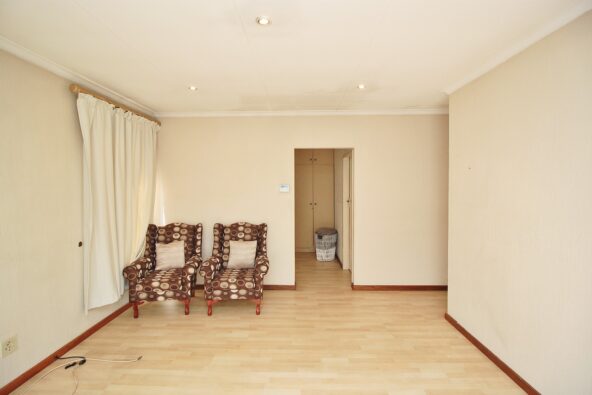 WhatsApp Image 2025-09-16 at 14.46.34 (2)