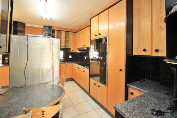 WhatsApp Image 2025-09-16 at 14.46.40 (1)