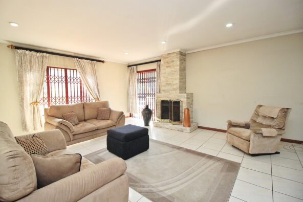 WhatsApp Image 2025-09-16 at 14.46.43 (1)