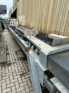 f218dca9-0dff-4414-996a-fb161ad639be